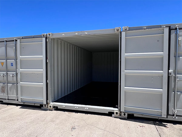 20ft storage container interior
